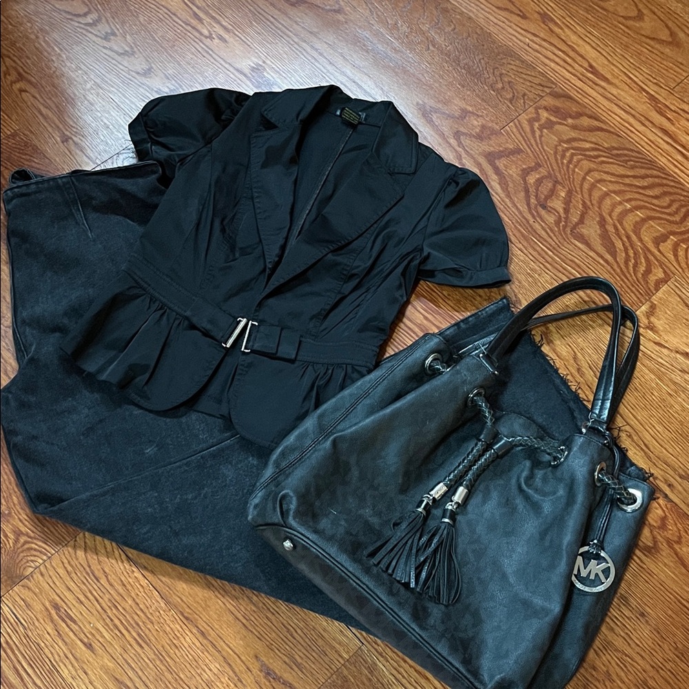 Black Short Sleeve Fitted Peplum Waist Jacket/Blazer Size S